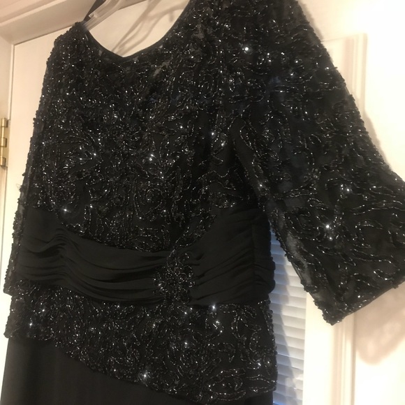 Cameron Blake by Mon Cheri Bridals Formal Dress - Picture 5 of 6